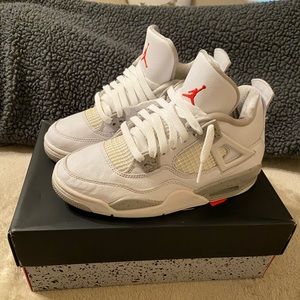 Jordan Retro 4 size 5.5Y